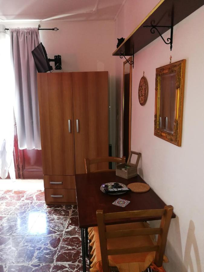 Casa Vacanze Il Girasole Caltagirone Buitenkant foto
