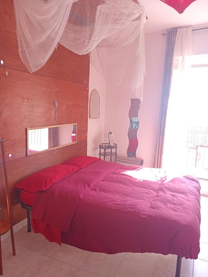 Casa Vacanze Il Girasole Caltagirone Buitenkant foto